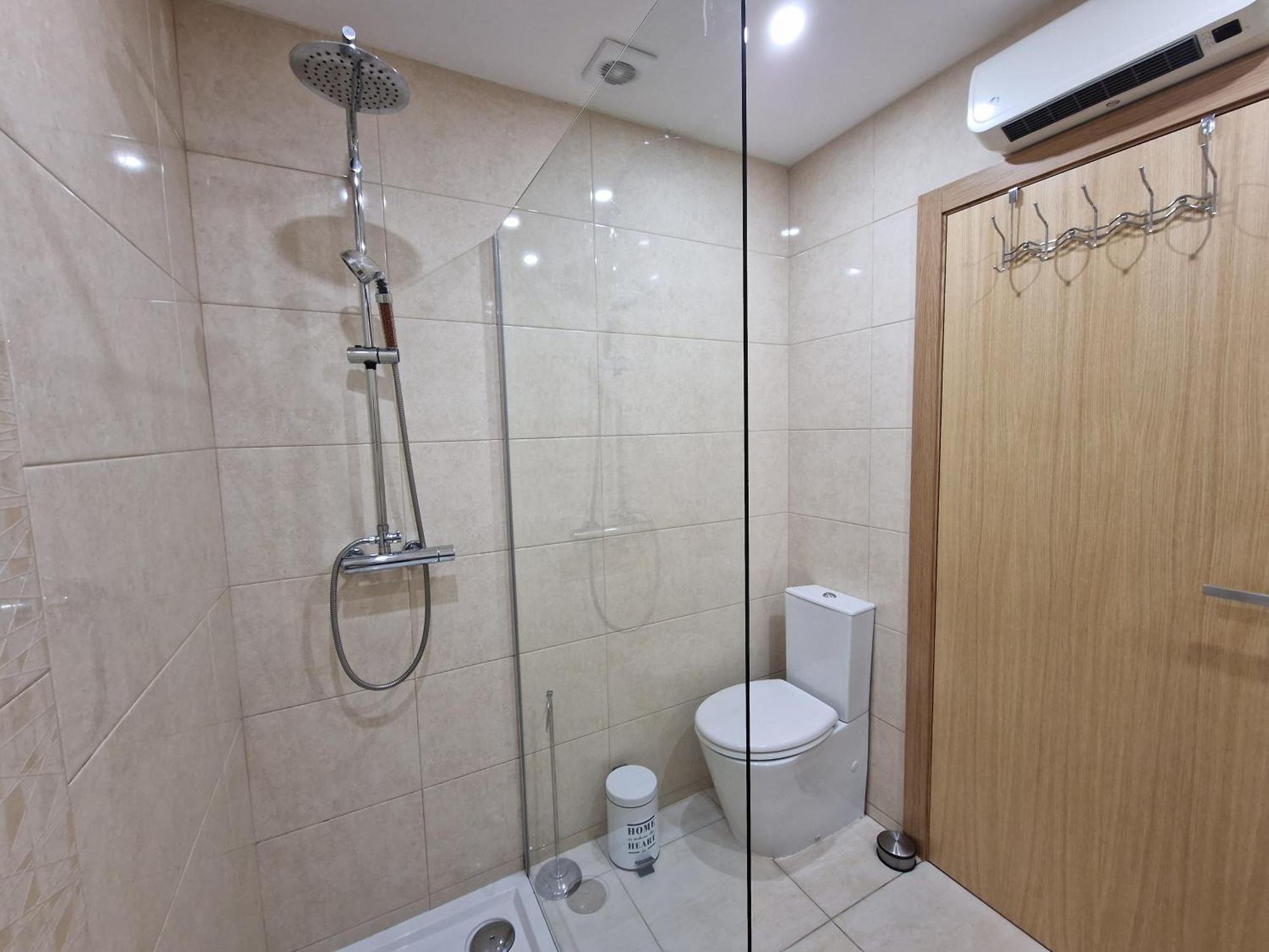 Cozy With Terrace, Air Cond, Free Parking, By With Lda Apartment Porto